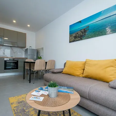 Apartment Spiline Baska Voda